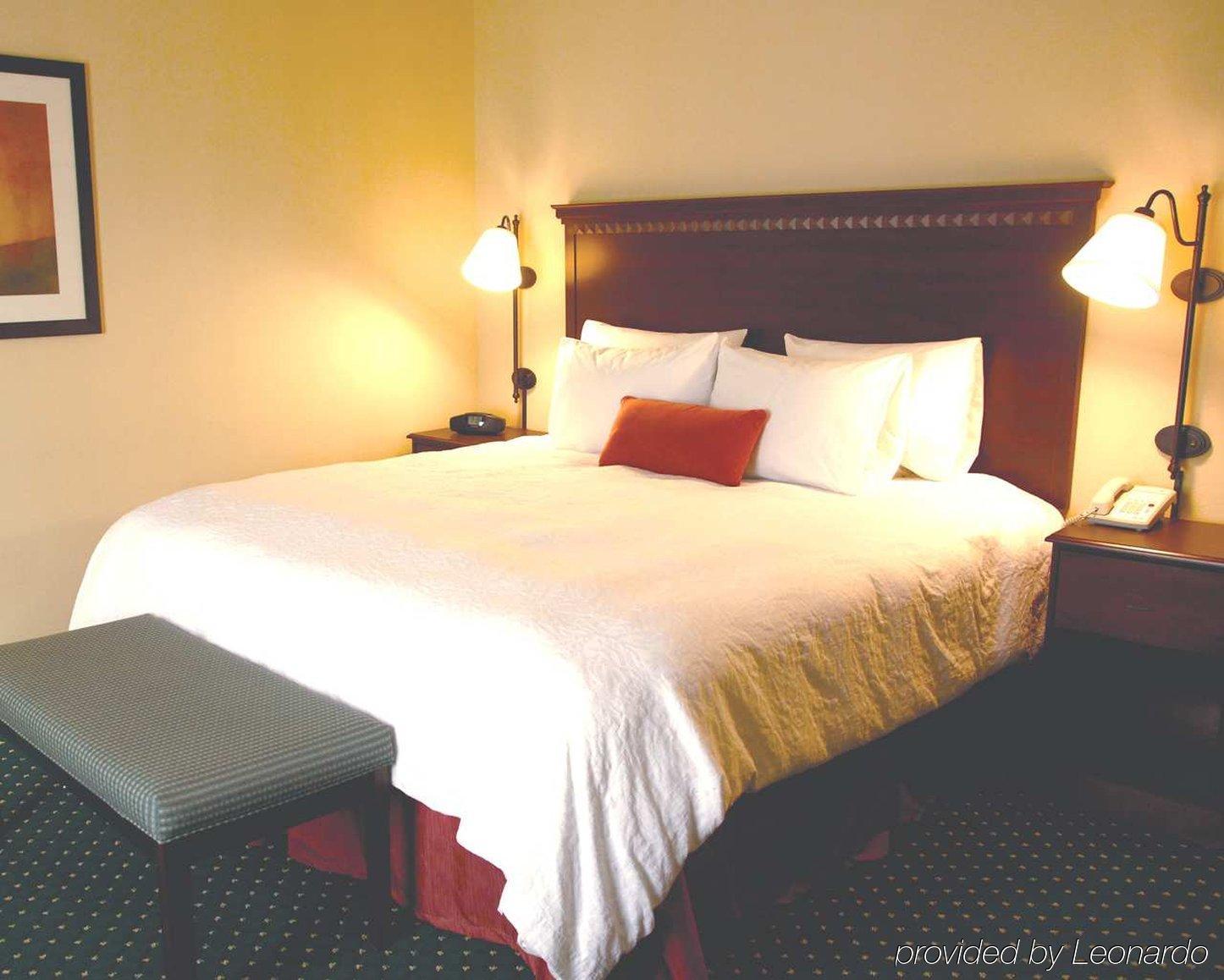 Hampton Inn Evansville Airport Habitación foto